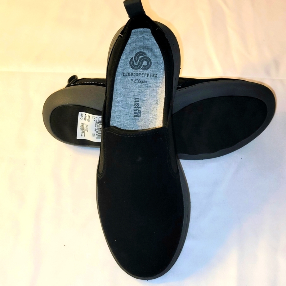 Cloudstepper Flats women's size 6 brand new